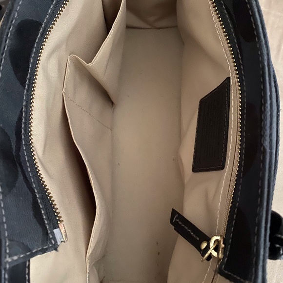 Black Coach purse with dust bag. - Picture 7 of 7